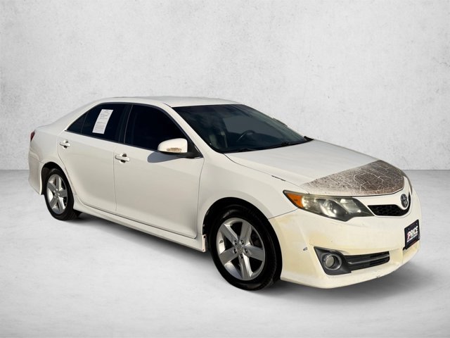 Used 2013 Toyota Camry SE FWD image 3