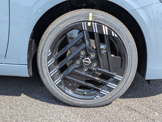 New 2026 Nissan Sentra SR w/ Floor Mat Package image 9