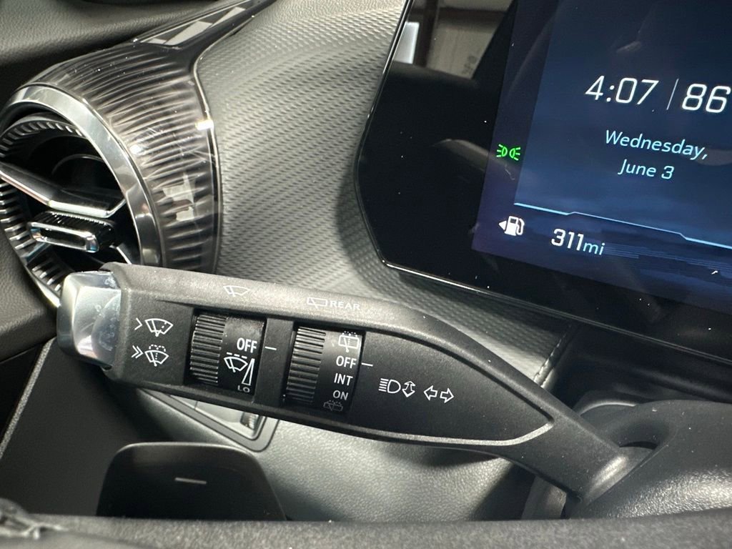 Used 2026 Chevrolet Equinox LT FWD image 21