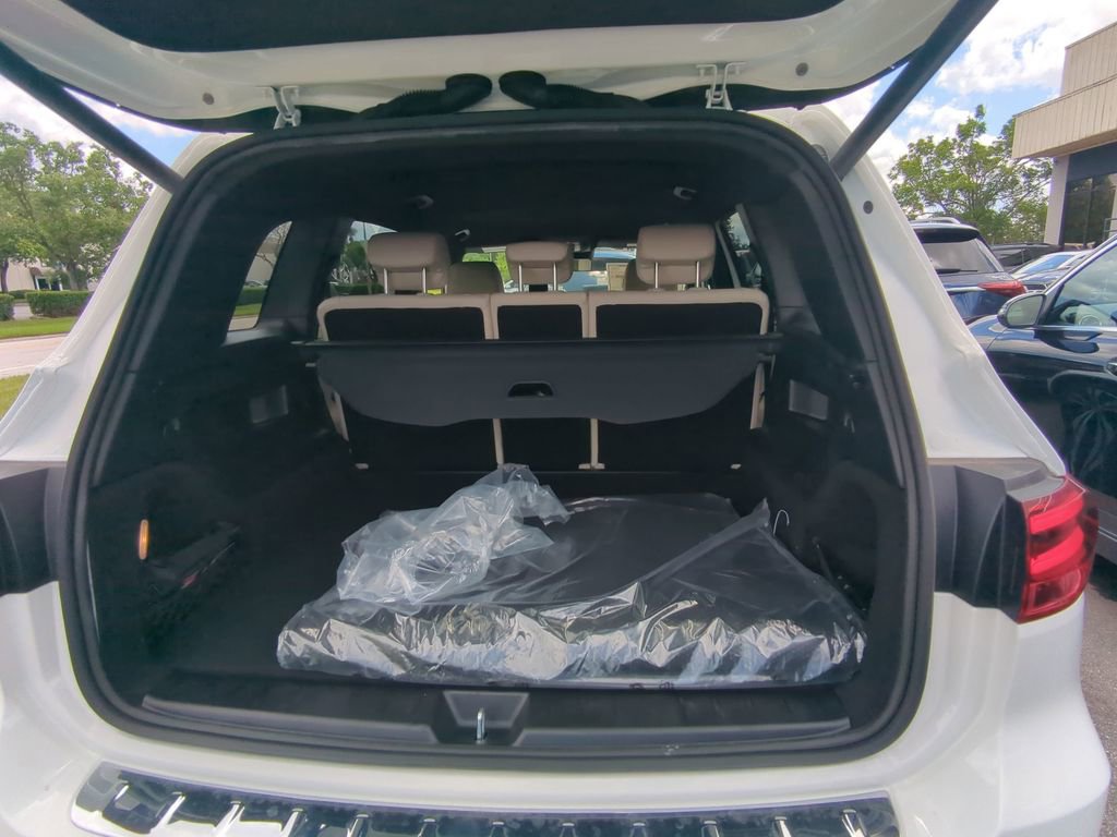 New 2025 Mercedes-Benz GLB 250 GLB 250 image 24