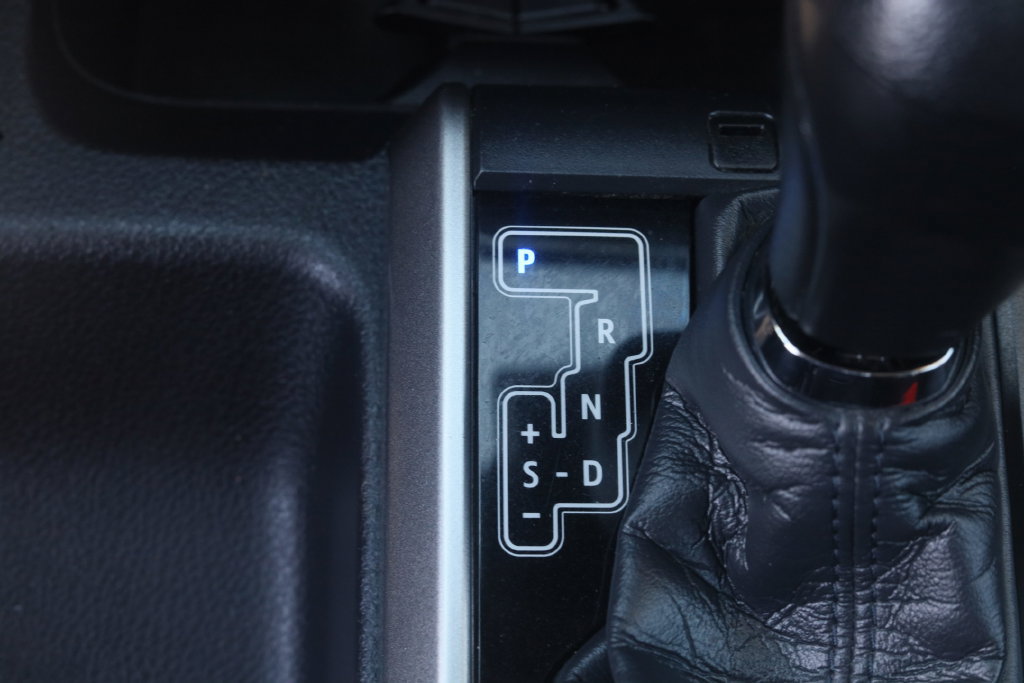 Certified 2021 Toyota Tacoma SR5 AWD/4WD image 14