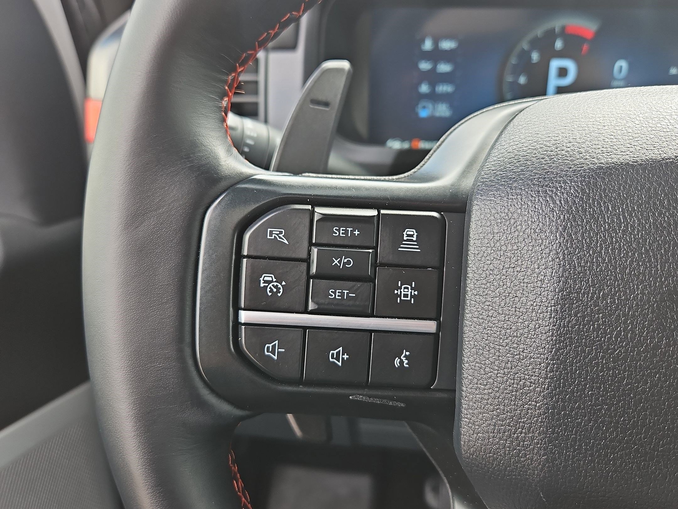 Used 2025 Ford F150 Raptor AWD/4WD image 18