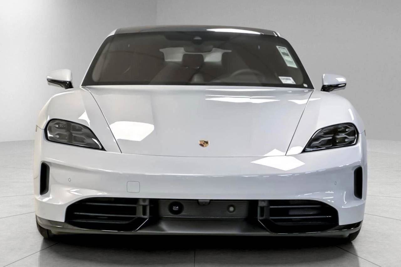 New 2025 Porsche Taycan GTS image 45