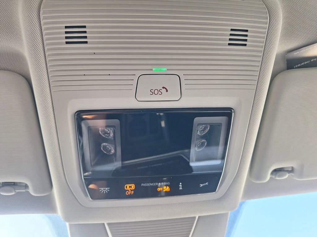 New 2026 Volkswagen Tiguan SE image 18