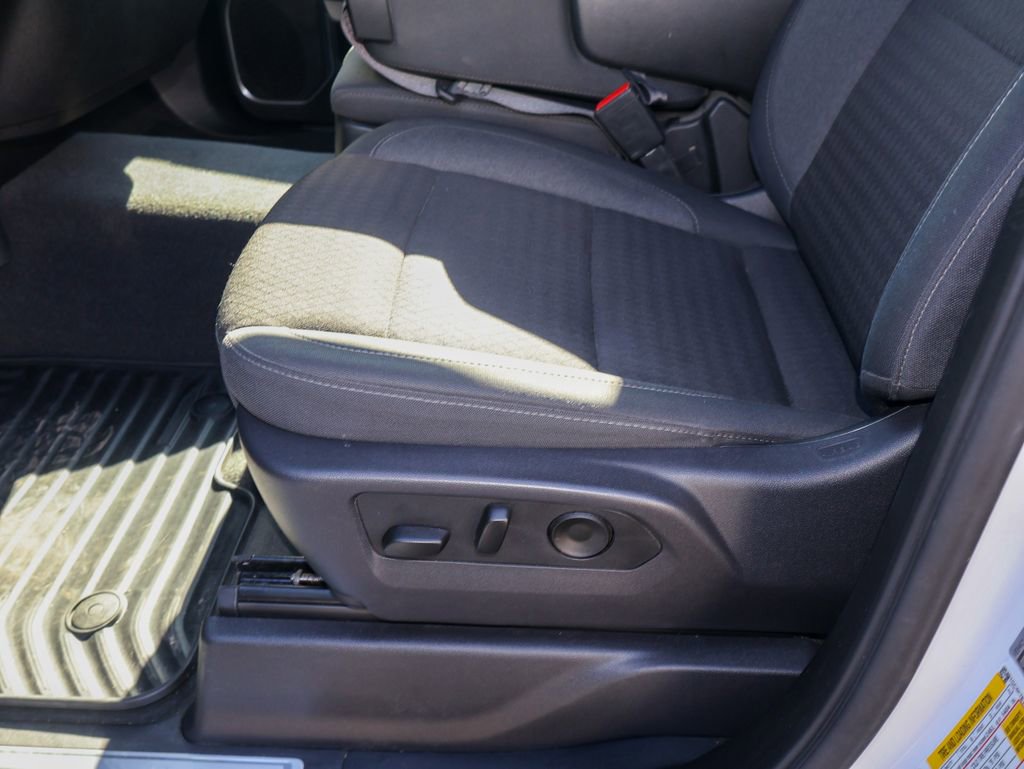 Certified 2025 Chevrolet Silverado 3500 LT w/ Safety Package image 9