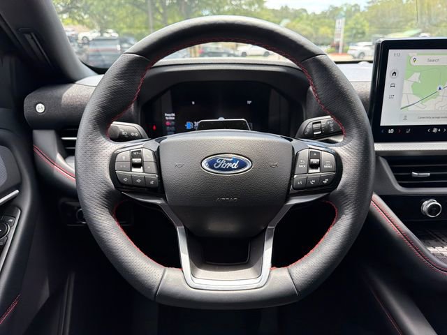 Used 2025 Ford Explorer ST-Line w/ Premium Package AWD/4WD image 17