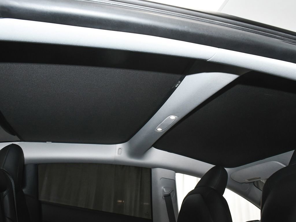 Used 2023 Tesla Model 3 Standard Range image 44