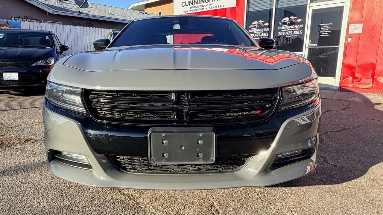 Used 2017 Dodge Charger R/T w/ Plus Group image 3