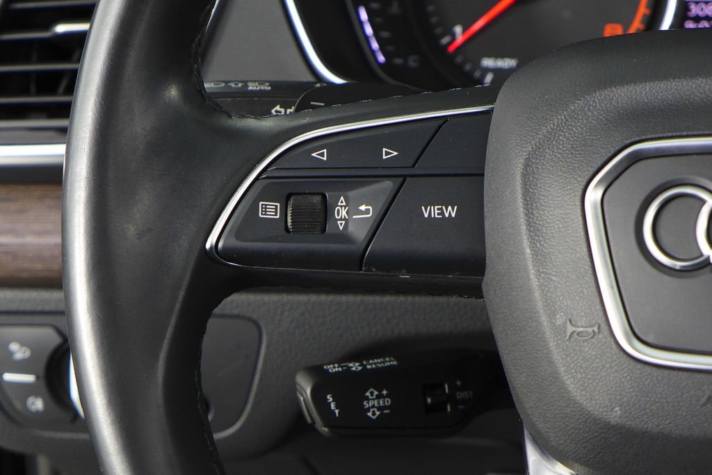 Used 2023 Audi Q5 2.0T Premium w/ Convenience Package image 30