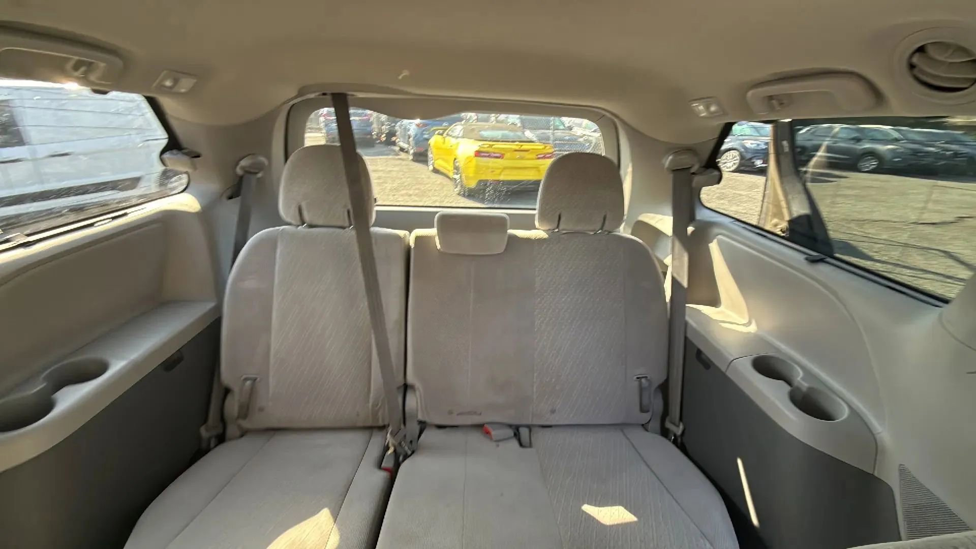Used 2020 Toyota Sienna LE FWD image 29