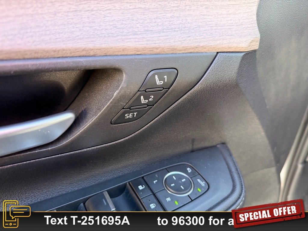 Used 2024 Toyota Grand Highlander Limited image 16