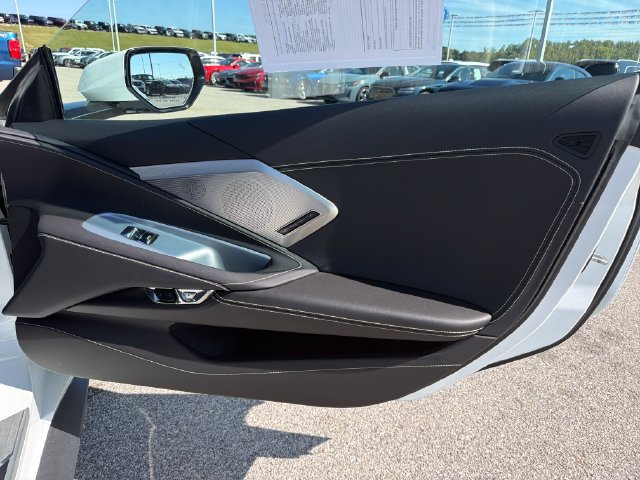 Used 2024 Chevrolet Corvette Stingray Preferred Cpe w/ Z51 Performance Package RWD image 31