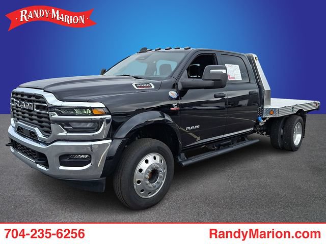 Used 2025 RAM 5500 4x4 Crew Cab video 1