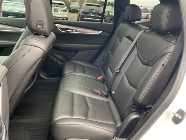 Certified 2024 Cadillac XT6 Luxury w/ LPO, Floor Liner Package FWD image 19