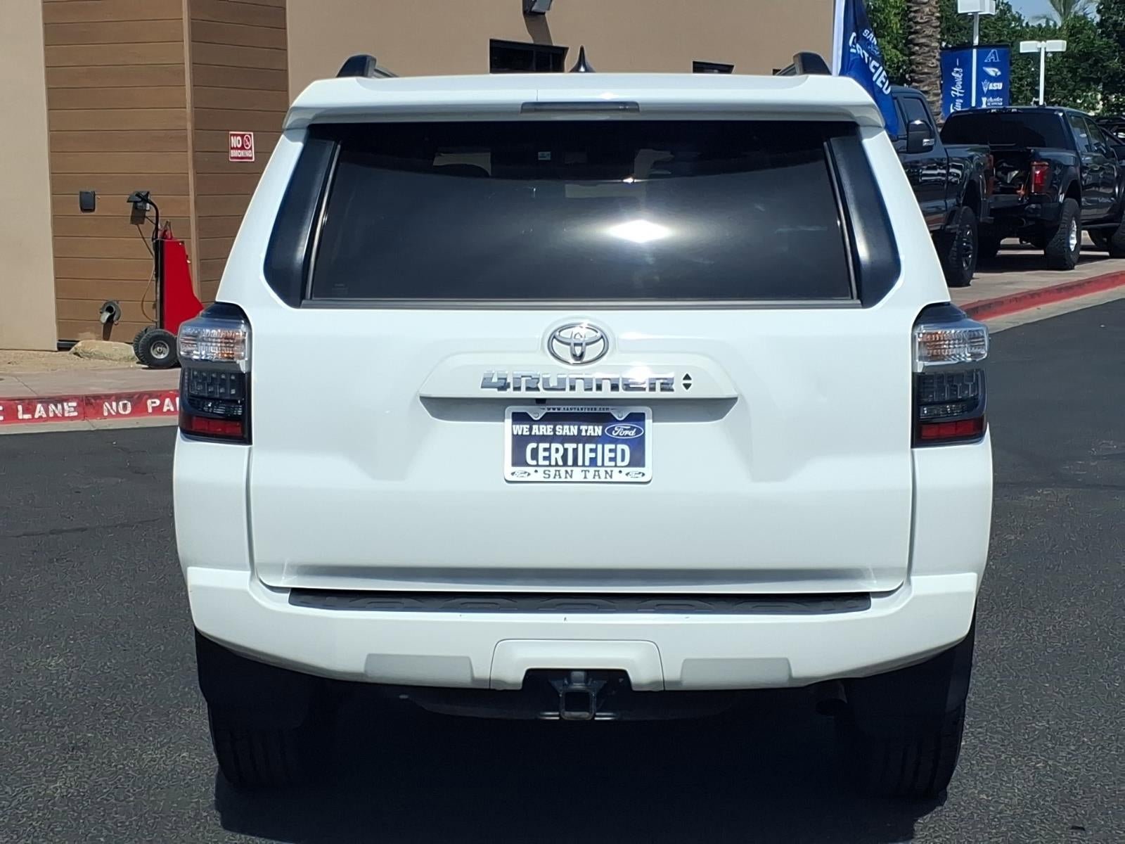 Used 2022 Toyota 4Runner SR5 Premium AWD/4WD image 5