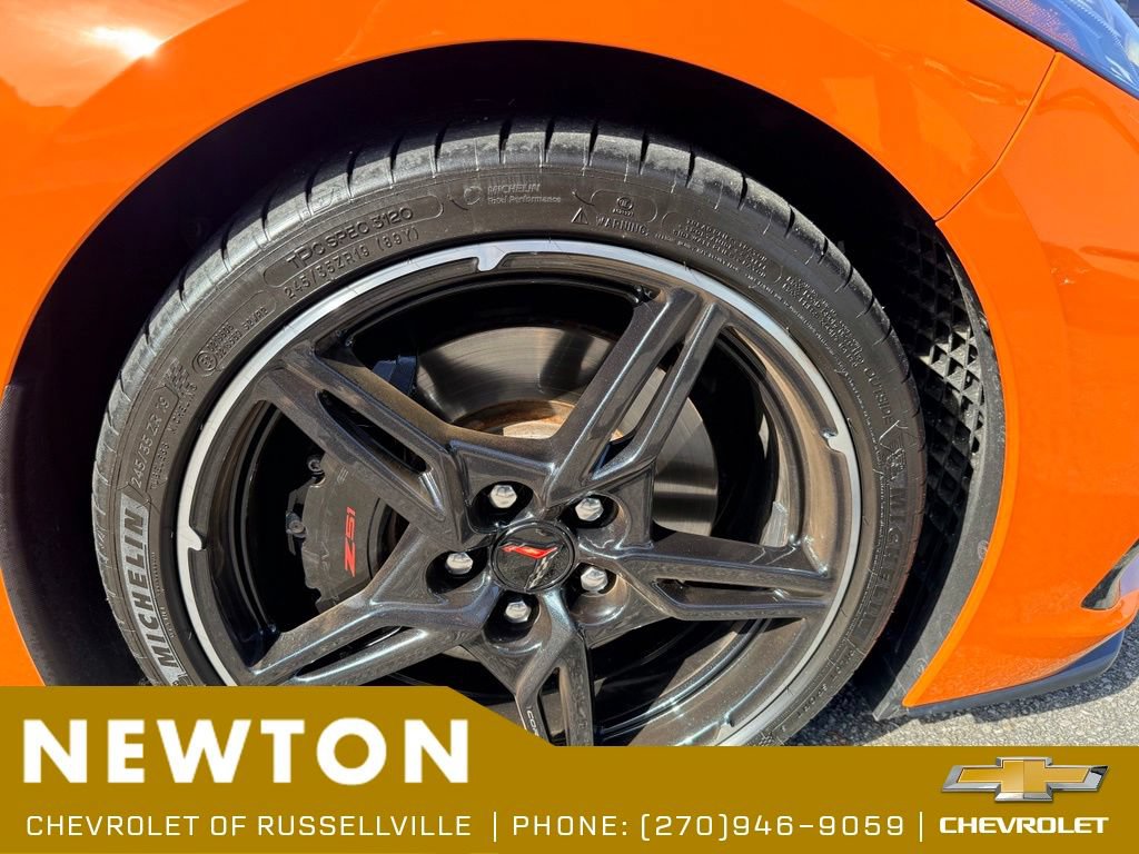 Used 2024 Chevrolet Corvette Stingray Preferred Conv w/ Z51 Performance Package RWD image 31