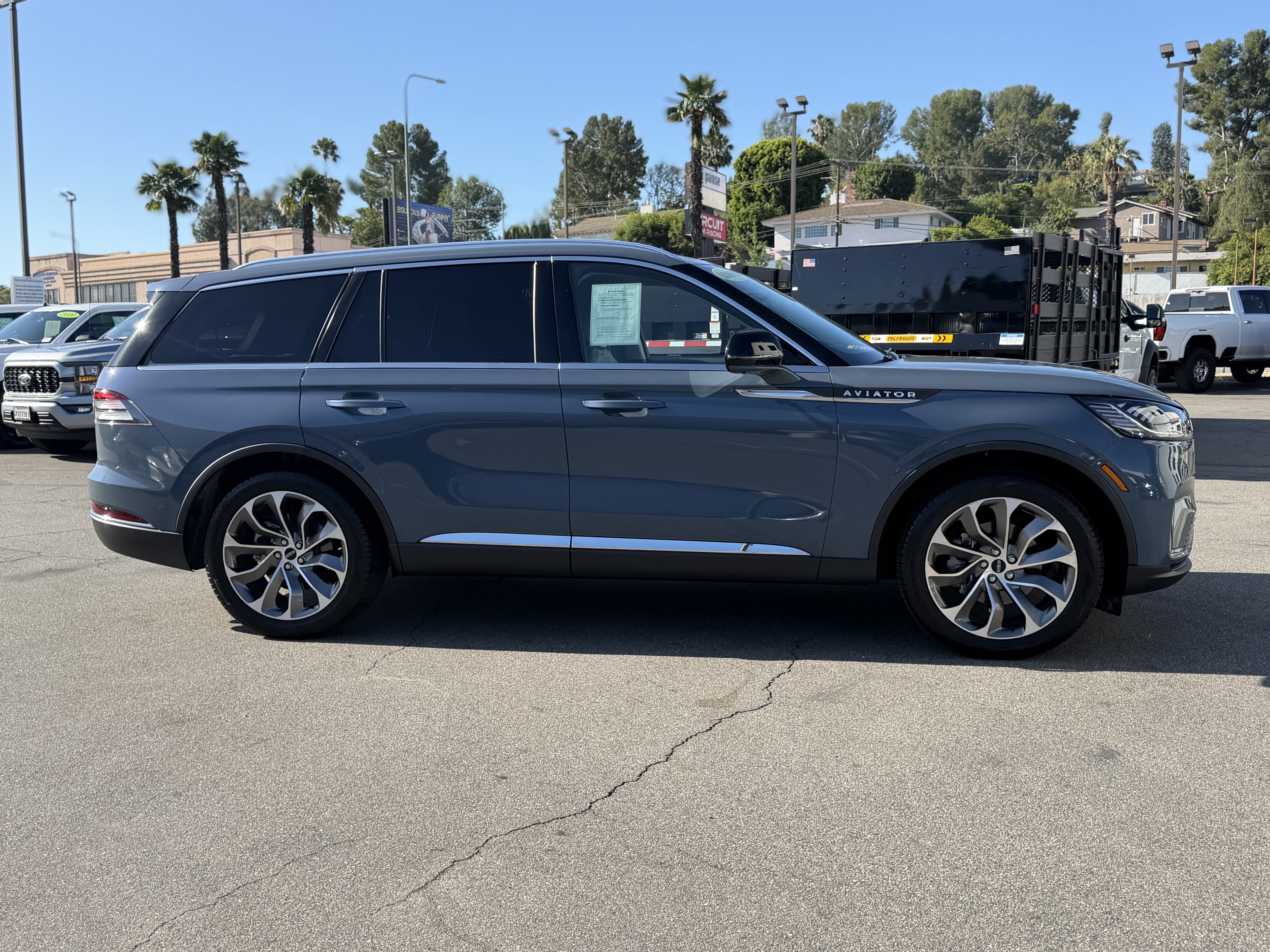 Used 2026 Lincoln Aviator Reserve RWD image 8