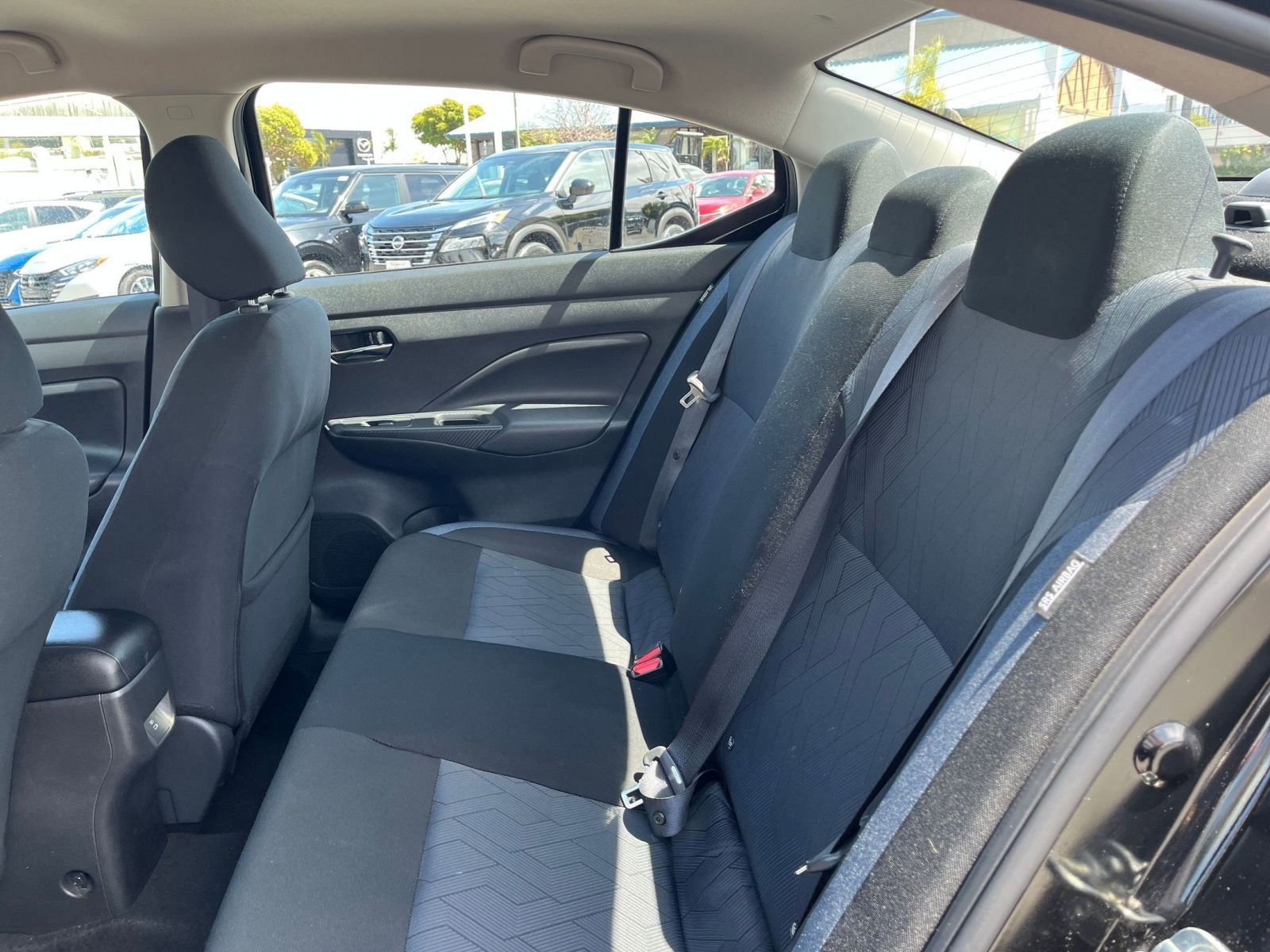 Used 2025 Nissan Versa SV FWD image 25