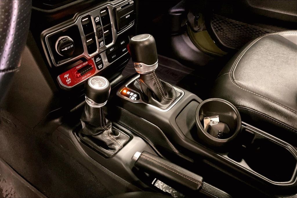 Used 2023 Jeep Wrangler Unlimited Rubicon 392 AWD/4WD image 18