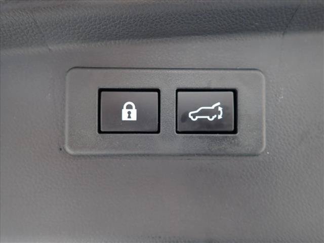 Used 2023 Subaru Outback Limited XT AWD/4WD image 9