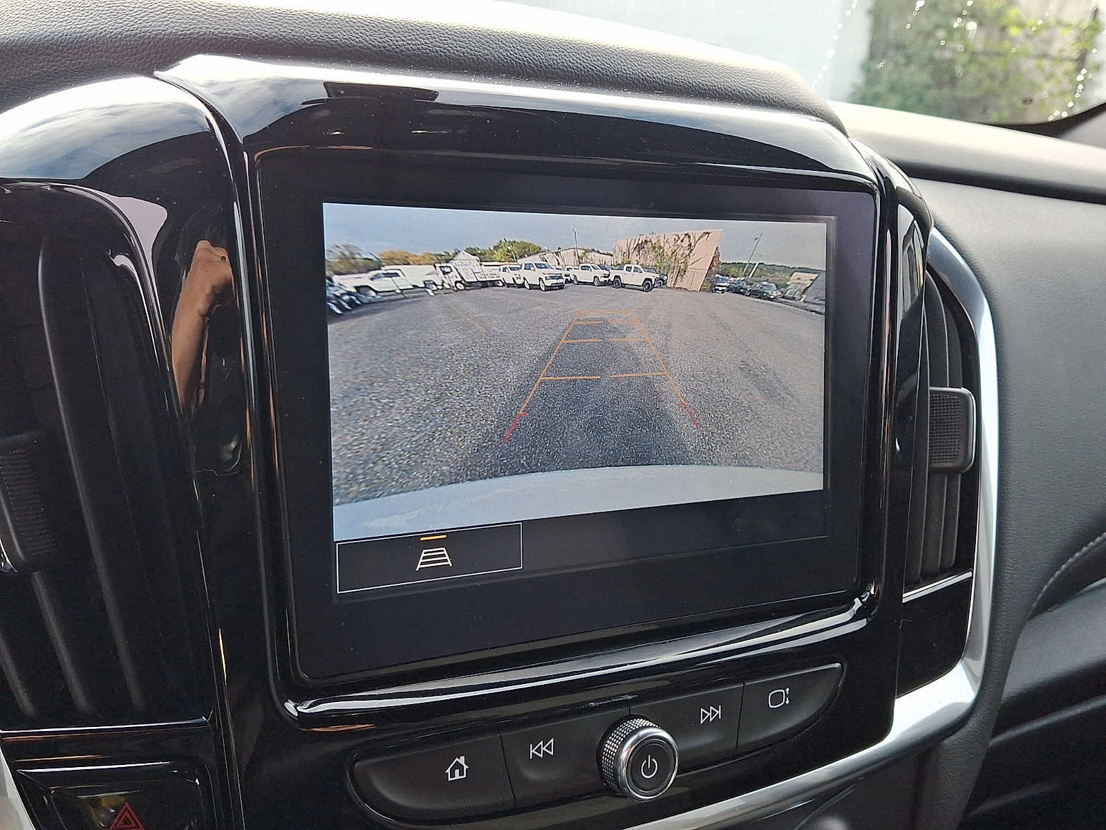 Used 2023 Chevrolet Traverse LT w/ LPO, Floor Liner Package AWD/4WD image 19