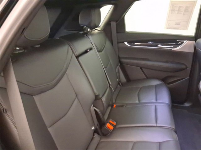 Used 2025 Cadillac XT5 Premium Luxury image 16