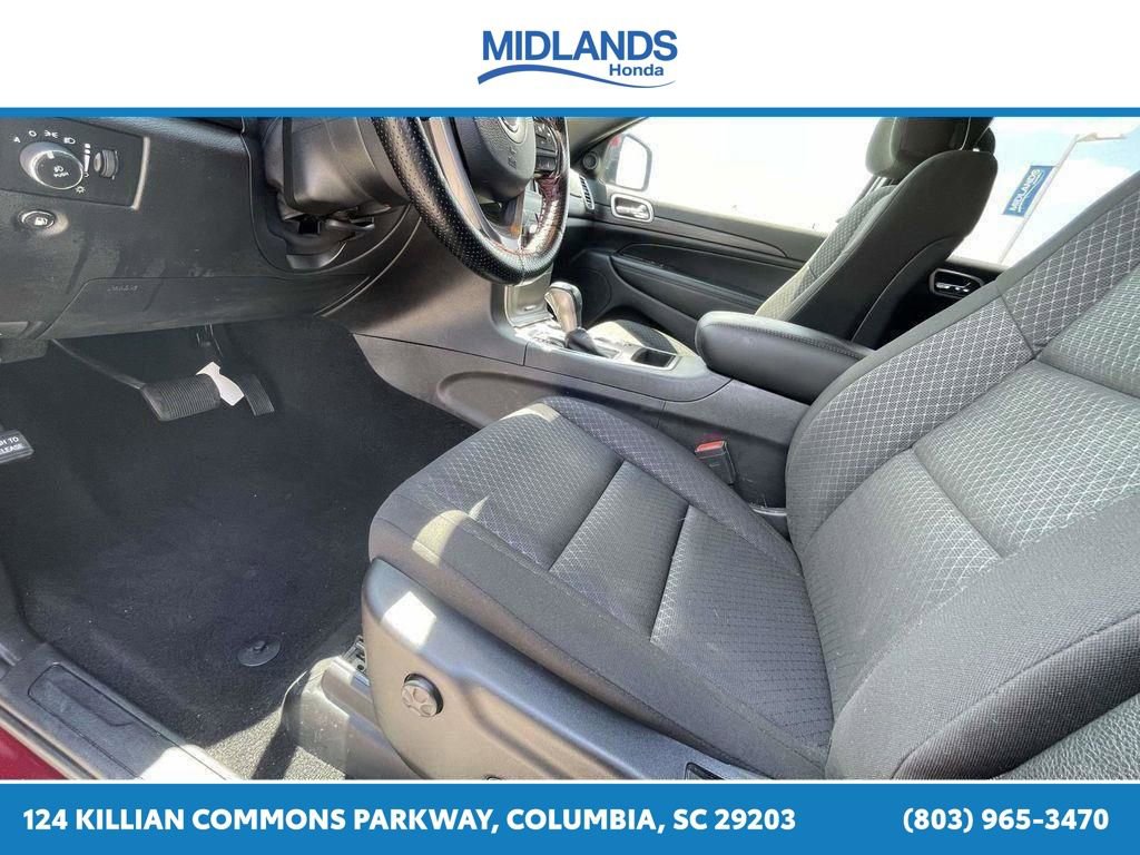 Used 2021 Jeep Grand Cherokee Laredo AWD/4WD image 21