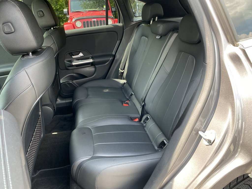 Used 2022 Mercedes-Benz GLA 250 GLA 250 image 32