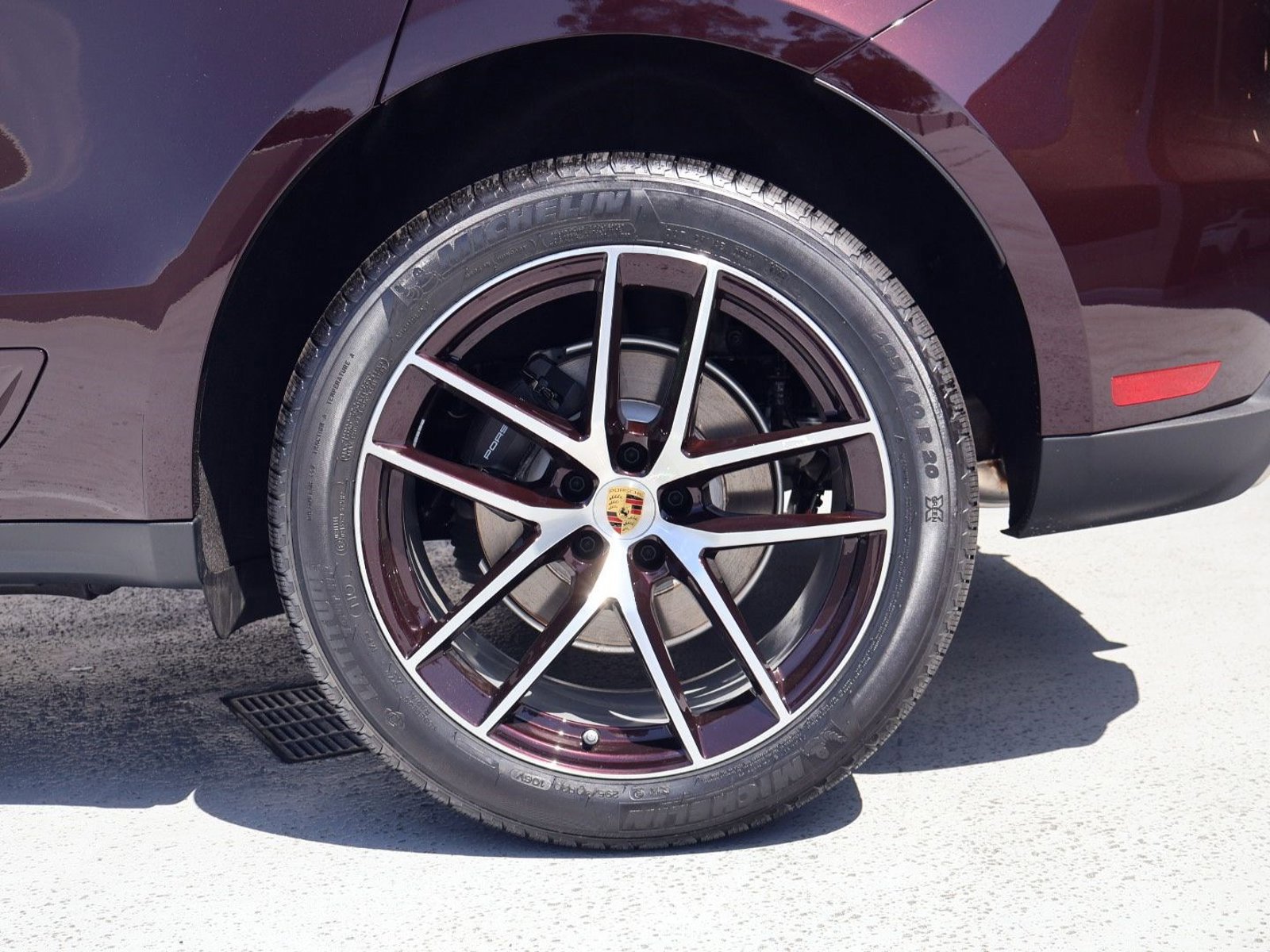 New 2026 Porsche Macan AWD/4WD image 27