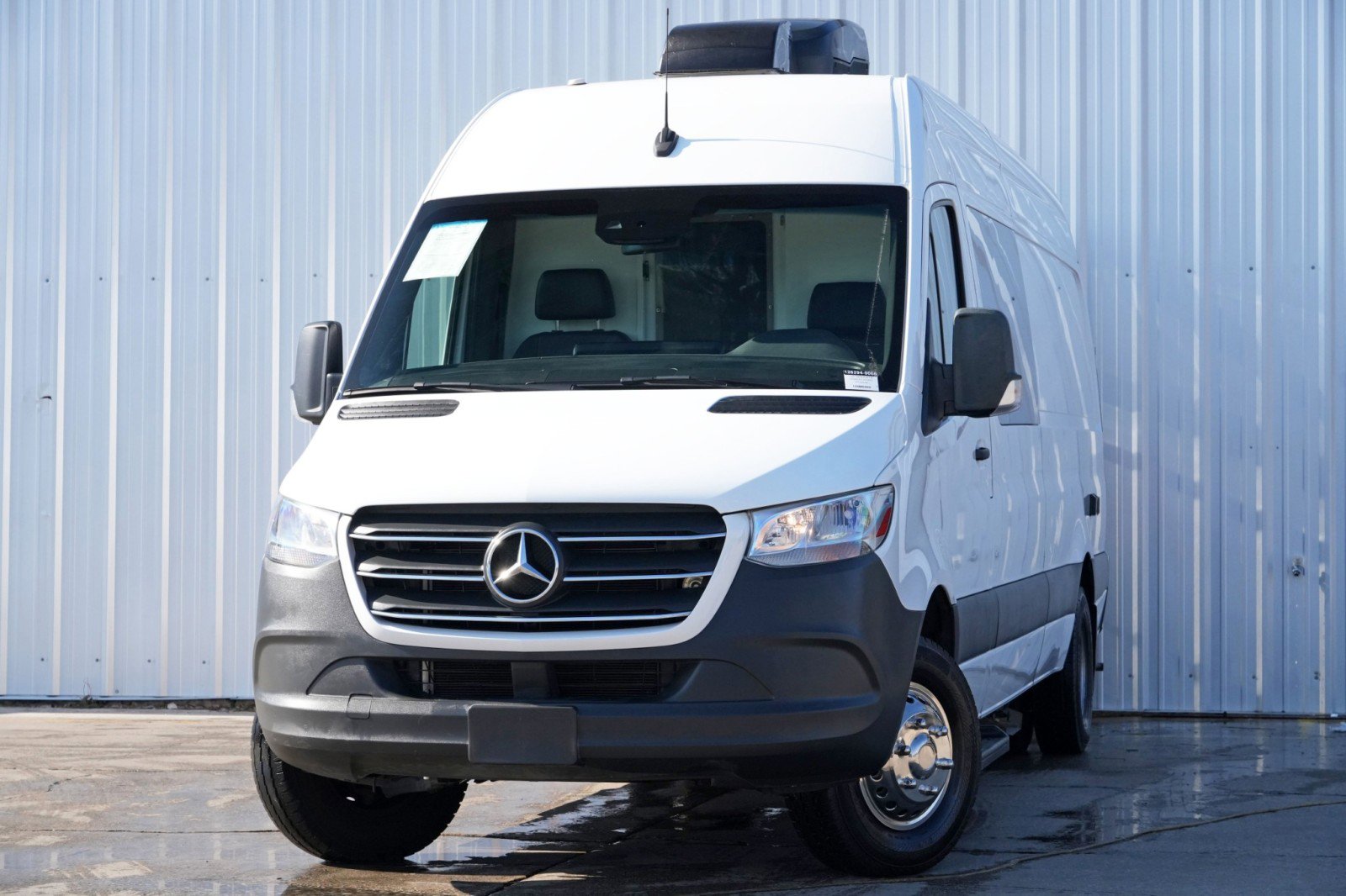 Used 2023 Mercedes-Benz Sprinter 3500 w/ Acoustic Package image 3