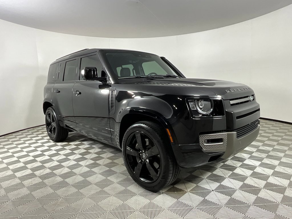 Certified 2023 Land Rover Defender 110 X-Dynamic SE image 6