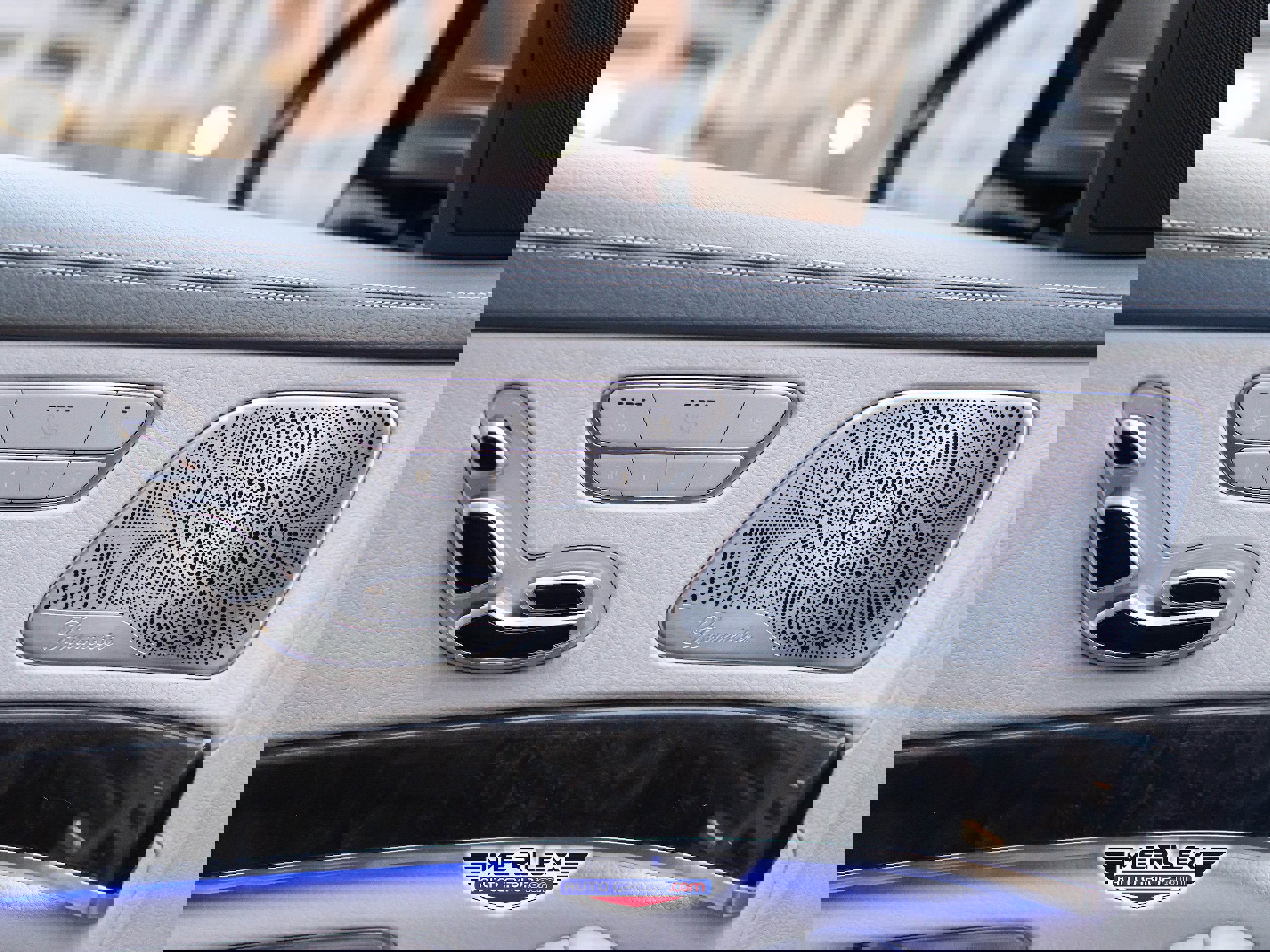 Used 2015 Mercedes-Benz S 550 Sedan w/ Sport Package w/ Sport Package image 44