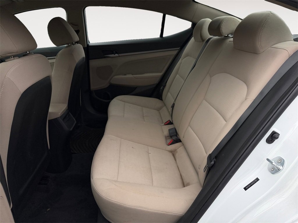 Used 2018 Hyundai Elantra SEL w/ Winter Weather Package image 14