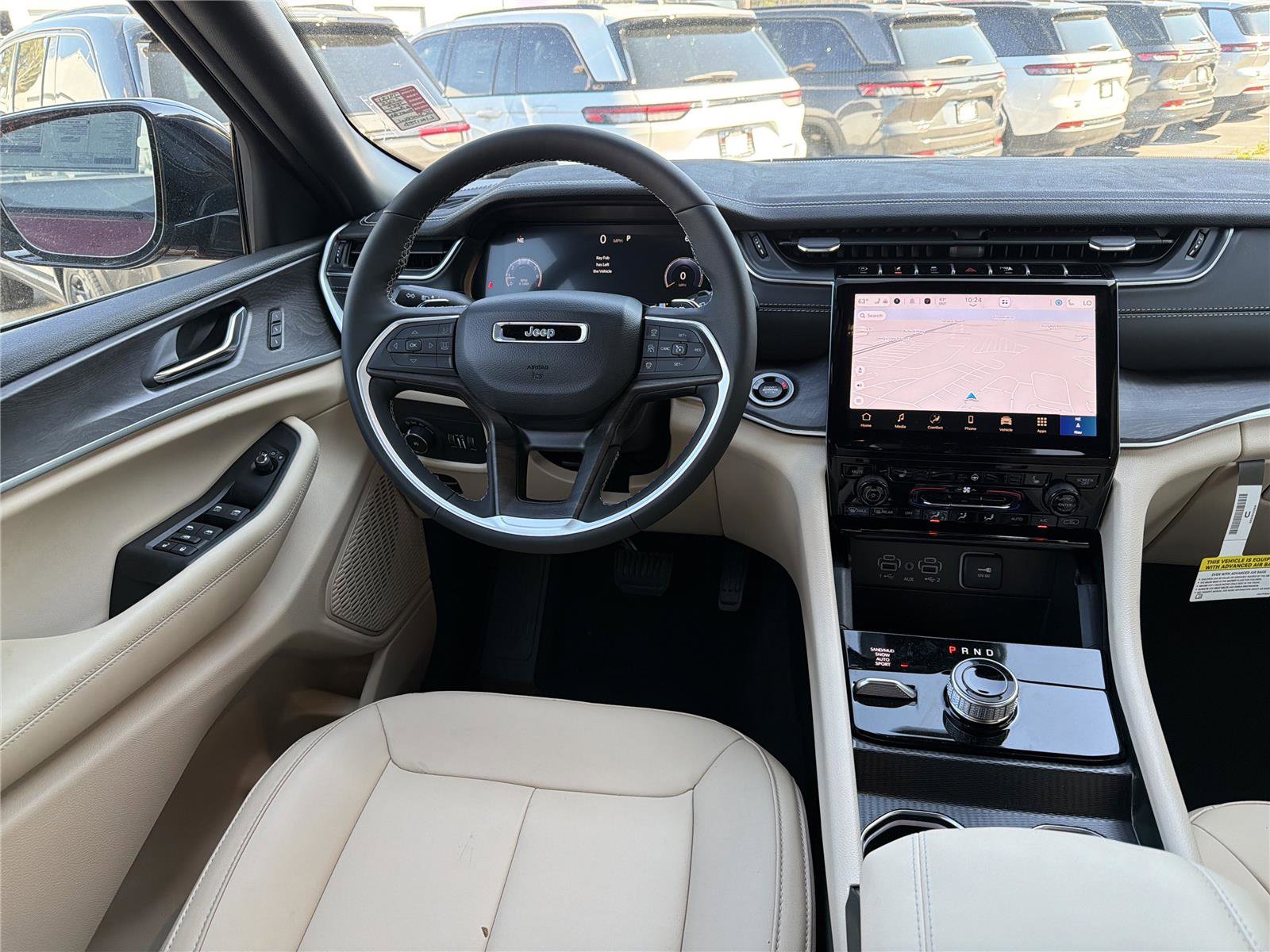 New 2025 Jeep Grand Cherokee Limited w/ Black Appearance Package image 20