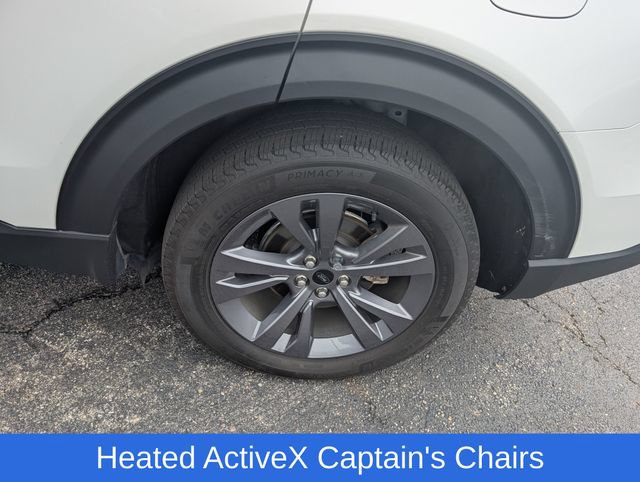Used 2024 Ford Explorer XLT w/ Equipment Group 202A AWD/4WD image 23
