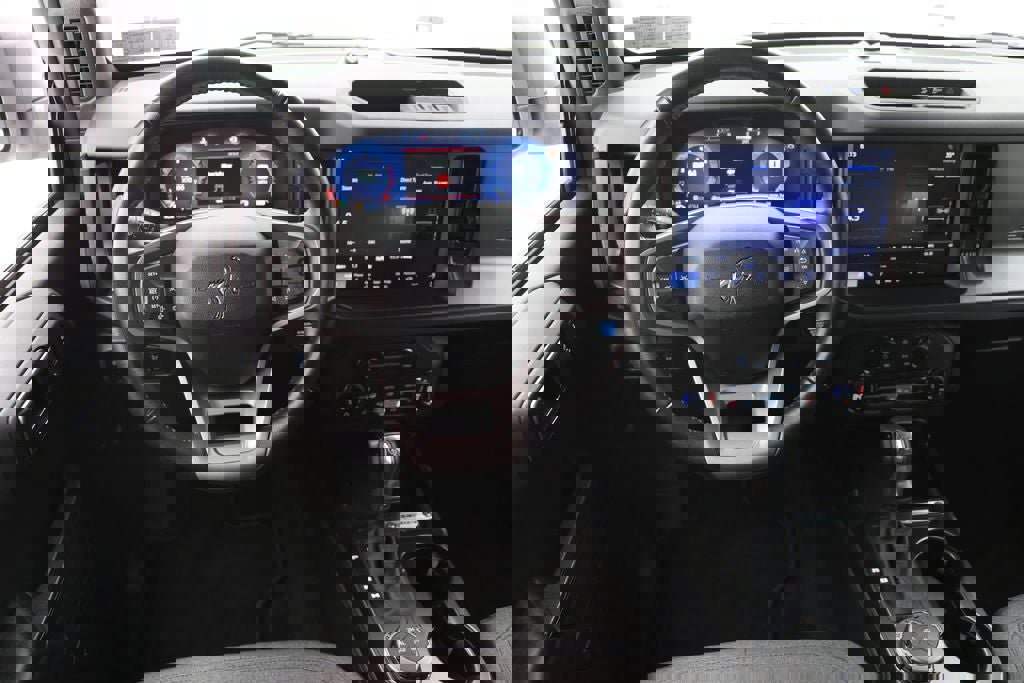 Used 2025 Ford Bronco Big Bend image 12