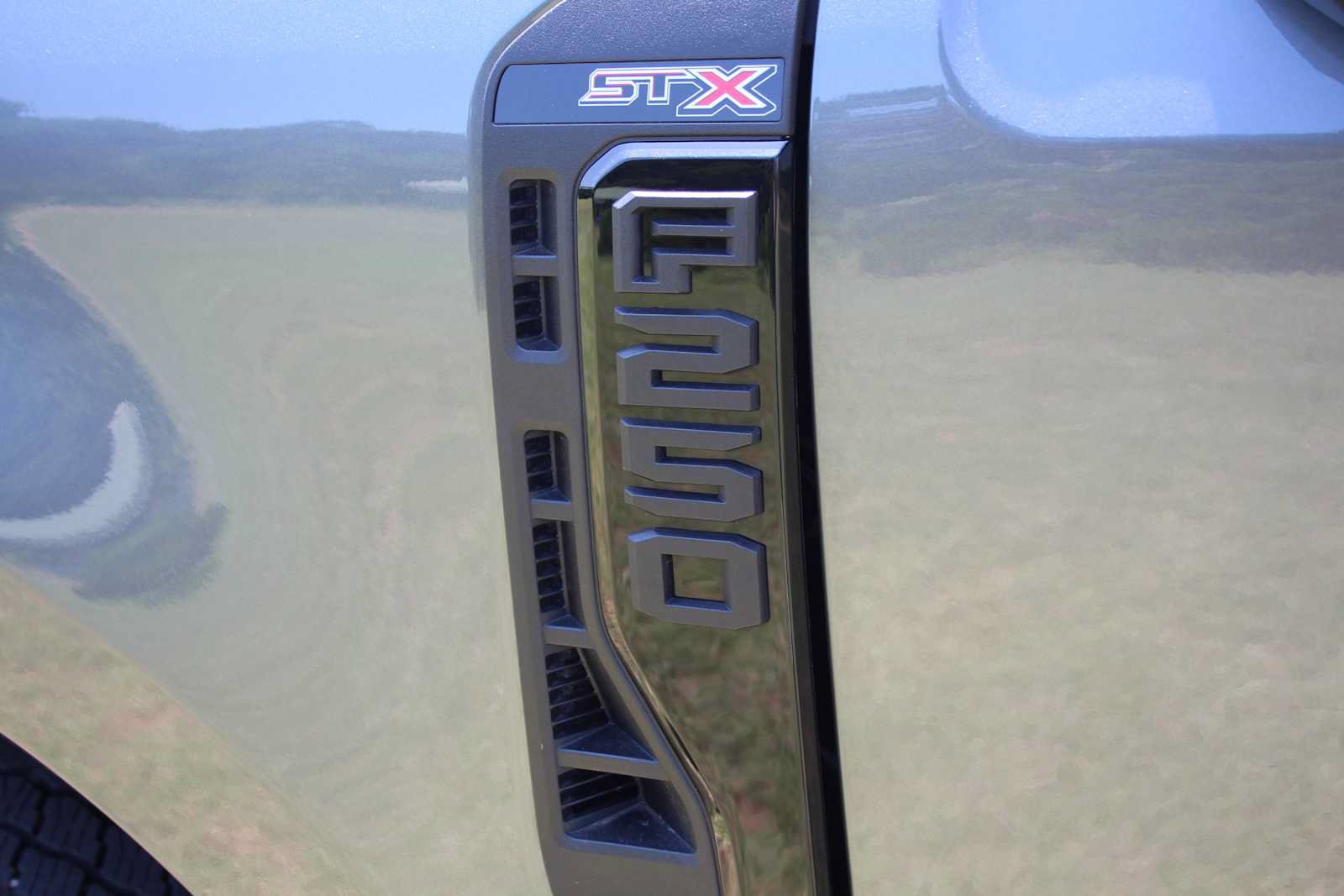 Used 2025 Ford F250 XL w/ STX Appearance Package AWD/4WD image 7