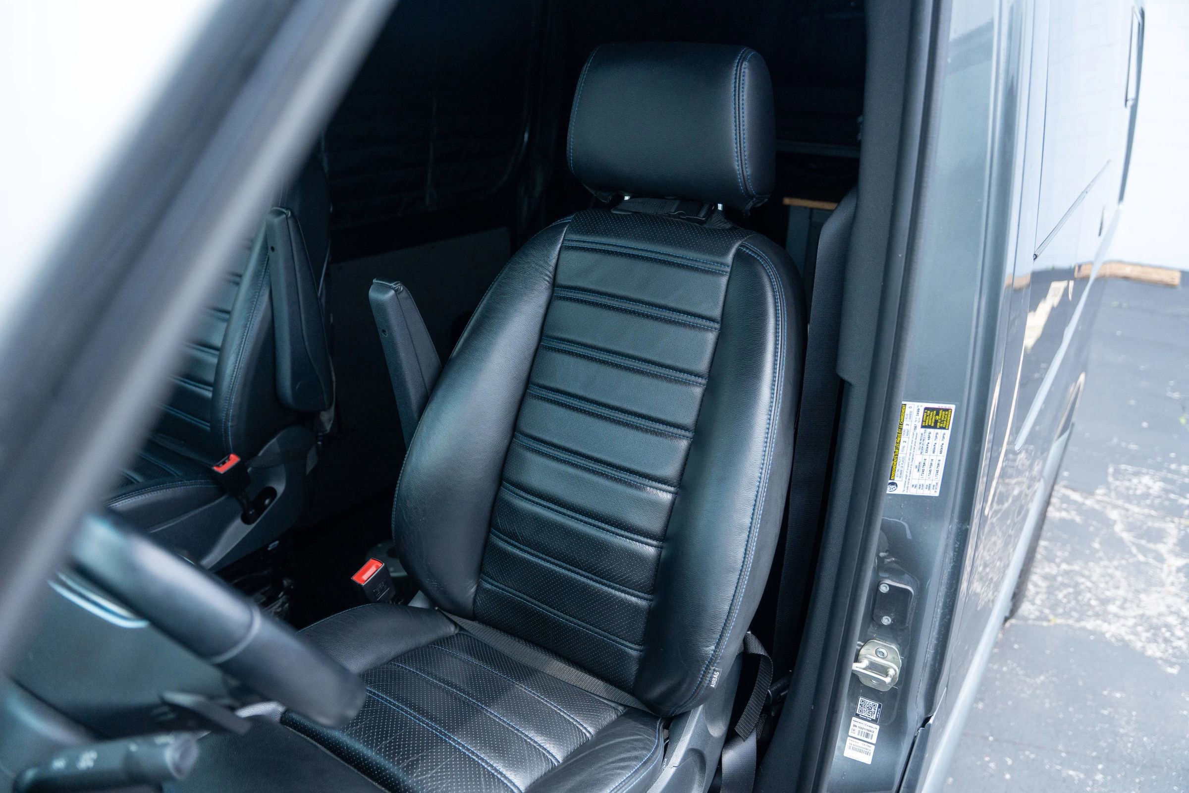 Used 2019 Mercedes-Benz Sprinter 4x4 144 image 21