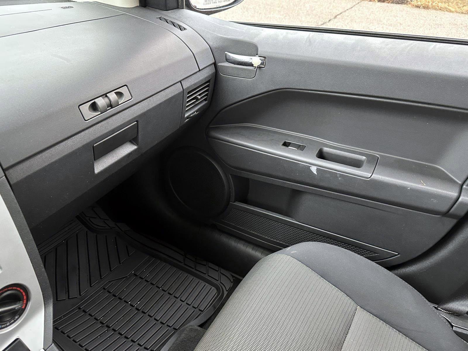 Used 2009 Dodge Caliber SXT w/ SXT Sport Plus Group image 25