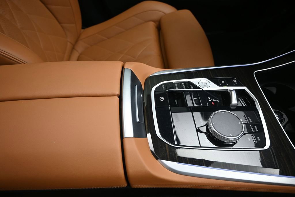 Certified 2024 BMW X5 sDrive40i w/ Premium Package RWD image 27