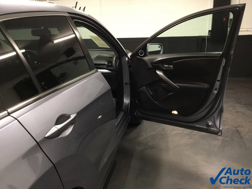 Used 2015 Acura RDX w/ Technology Package AWD/4WD image 35