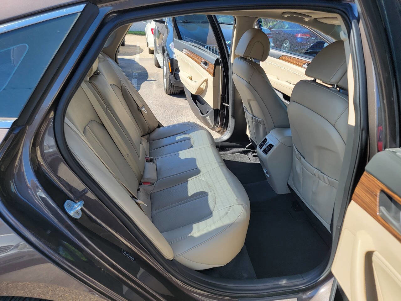 Used 2017 Hyundai Sonata Limited w/ Tech Package 03 image 23