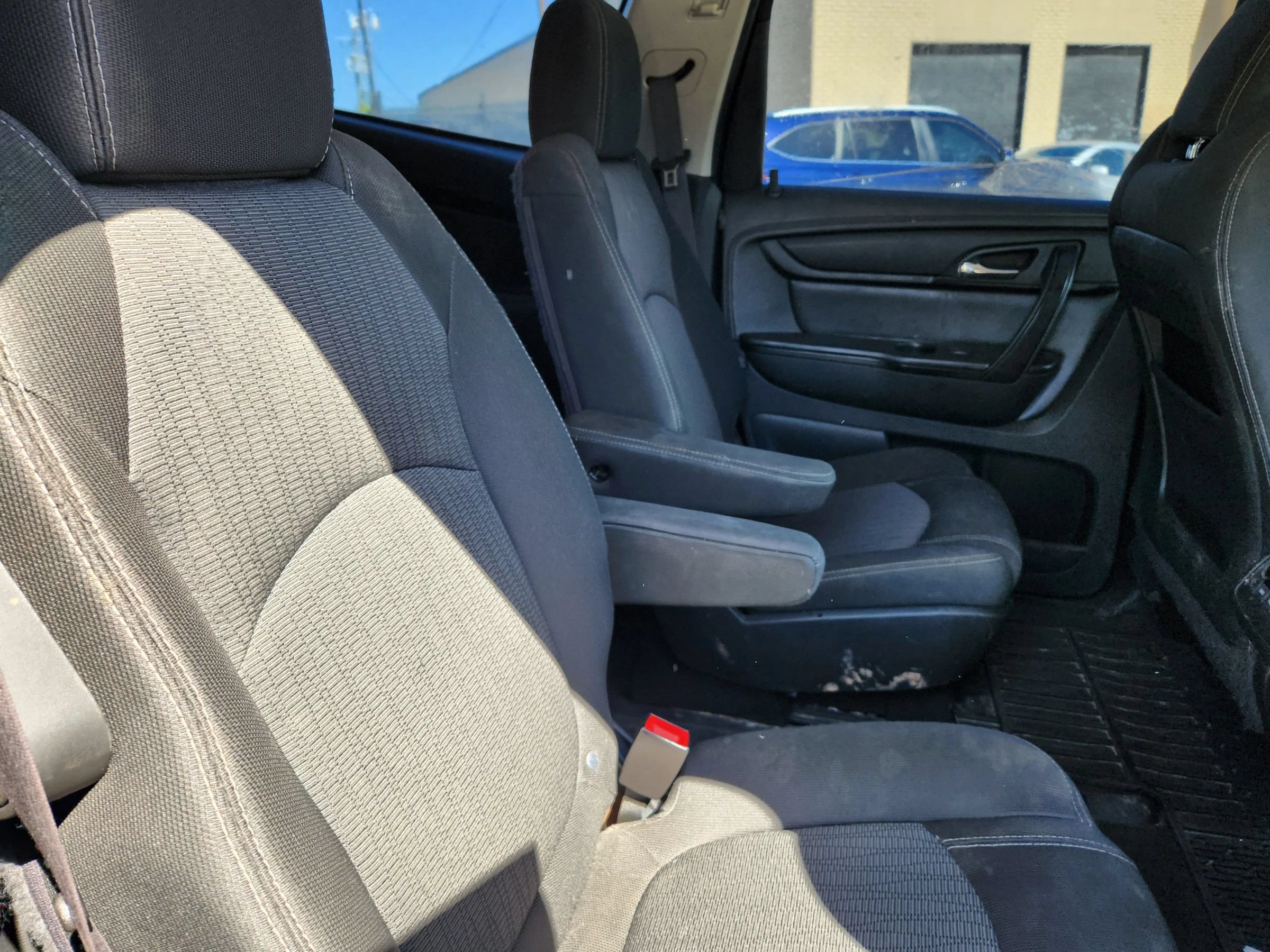 Used 2015 Chevrolet Traverse LT w/ Traveler's Package FWD image 15