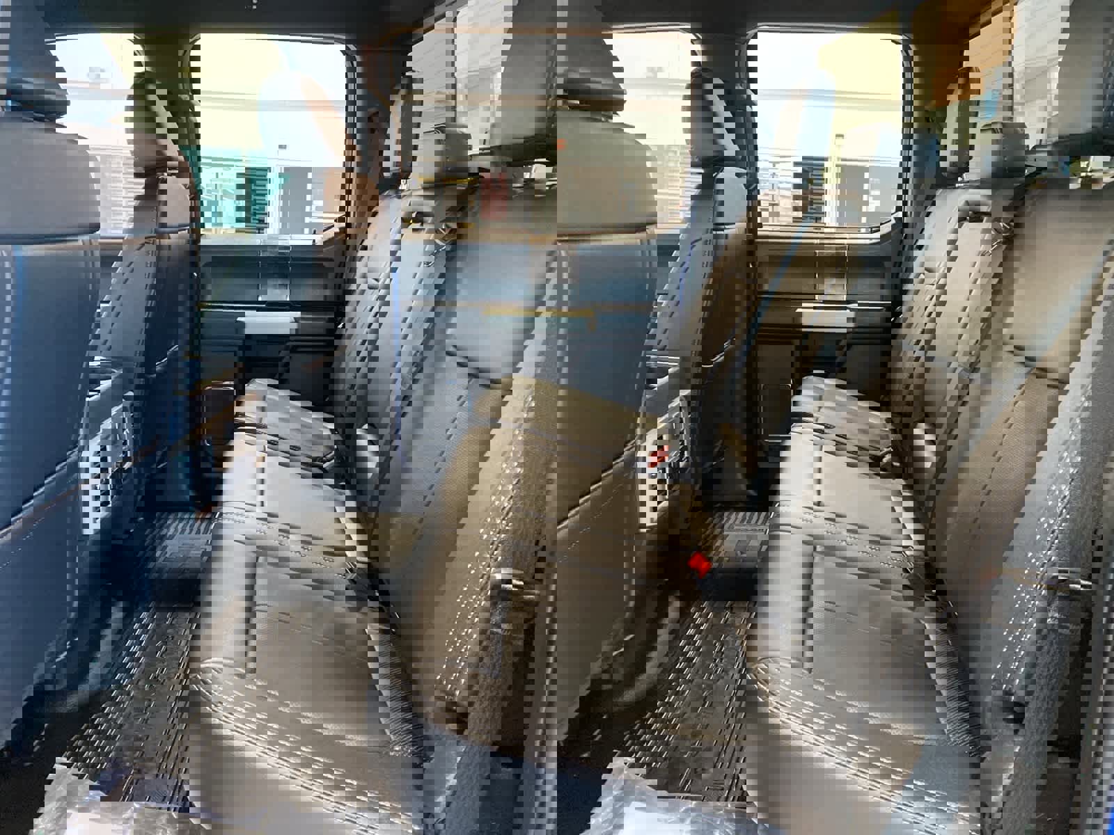 Certified 2022 Ford F350 Lariat w/ Lariat Ultimate Package image 26