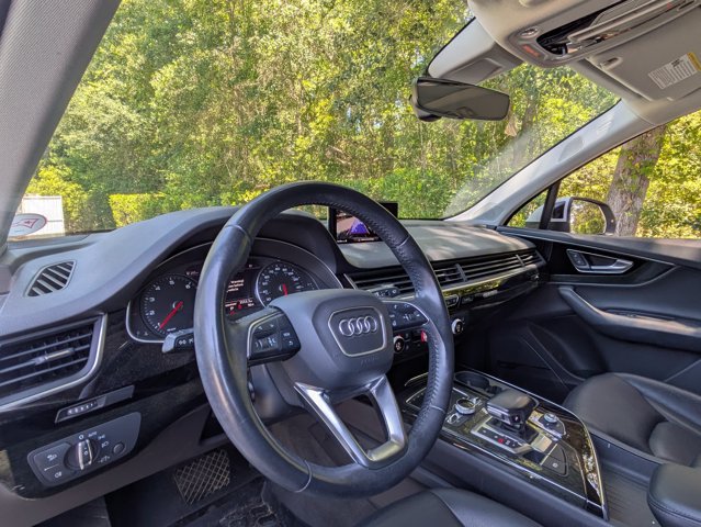 Used 2018 Audi Q7 3.0T Premium Plus w/ Premium Plus Package AWD/4WD image 10