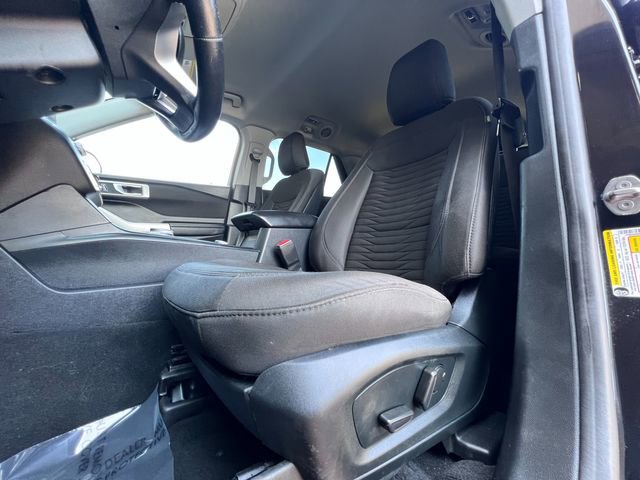 Used 2020 Ford Explorer XLT w/ Comfort Package image 5