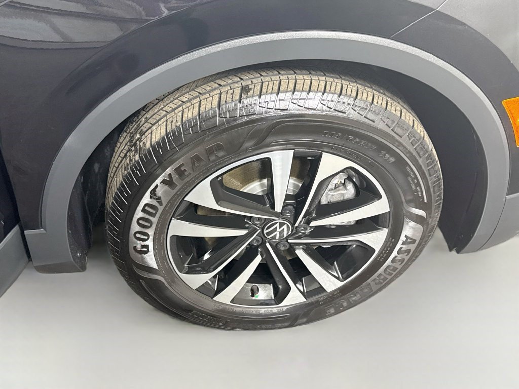 Used 2024 Volkswagen Tiguan S FWD image 31