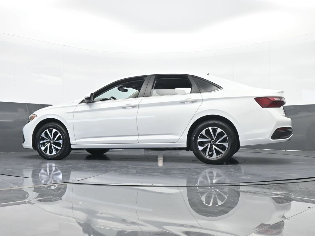 Used 2023 Volkswagen Jetta S image 54