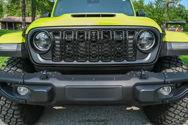 Used 2024 Jeep Wrangler Unlimited Rubicon 392 AWD/4WD image 86