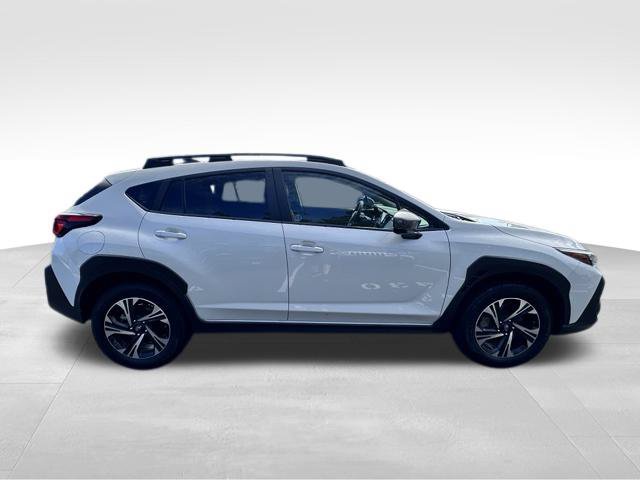 Used 2024 Subaru Crosstrek 2.0i Premium w/ Crosstrek Mirror Package AWD/4WD image 8